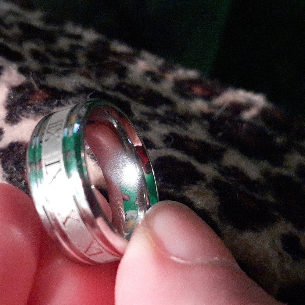 ROMAN NUMERAL RING - Picture 7 of 7